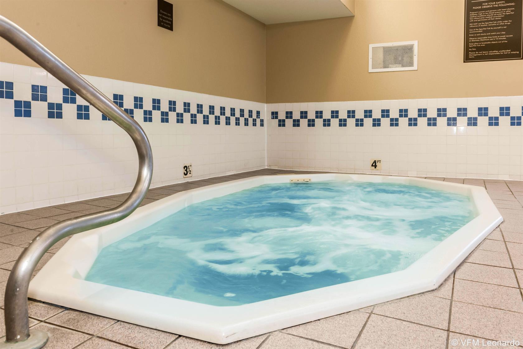 Comfort Suites Terre Haute University Area Exteriör bild